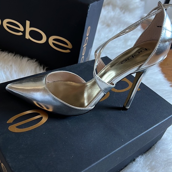 Bebe Lynna metallic pointy toe pump - Picture 6 of 6